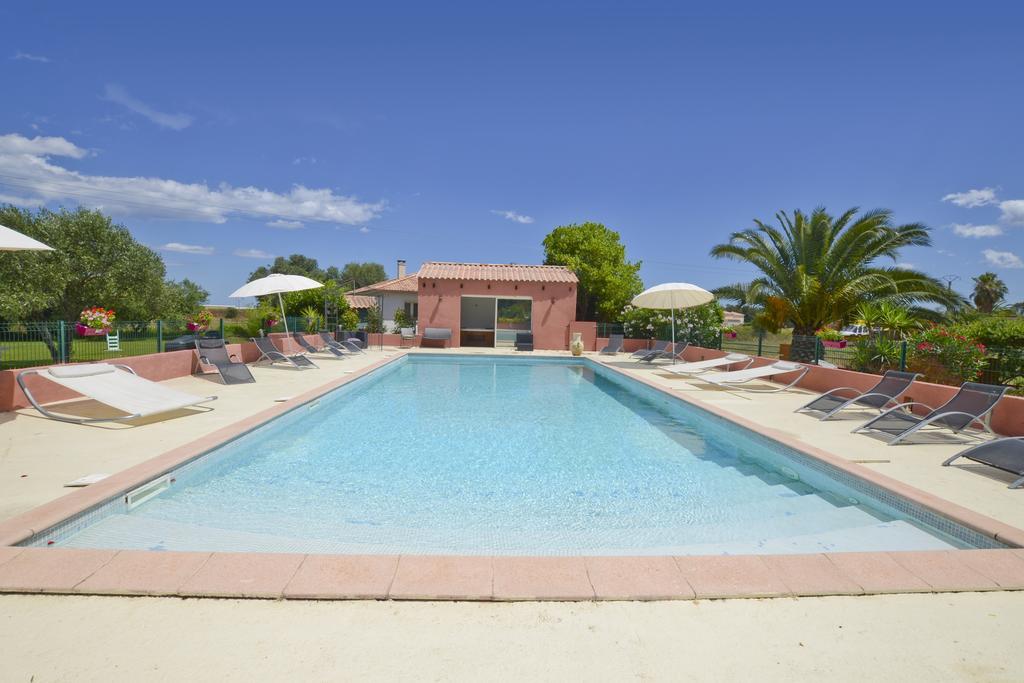לוצ'יאנה Hotel Les Jardins מראה חיצוני תמונה