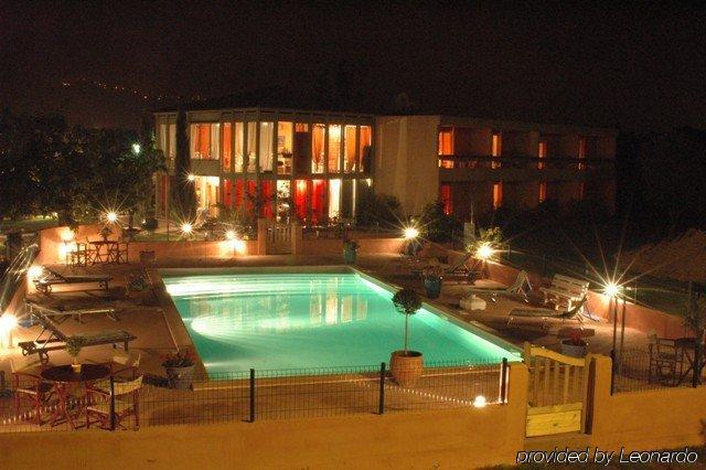 לוצ'יאנה Hotel Les Jardins מראה חיצוני תמונה