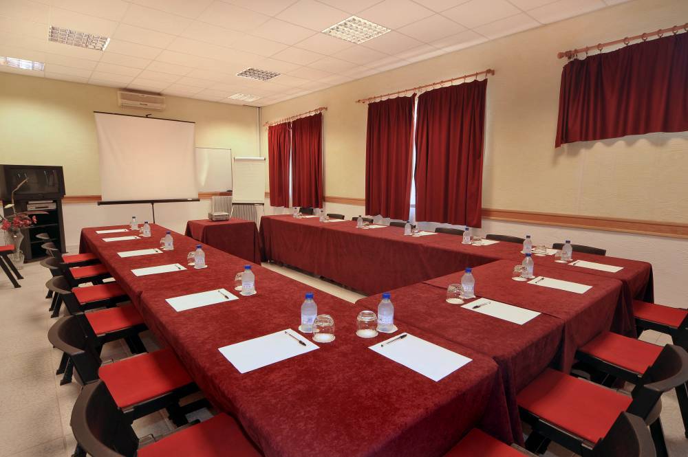 לוצ'יאנה Hotel Les Jardins מראה חיצוני תמונה