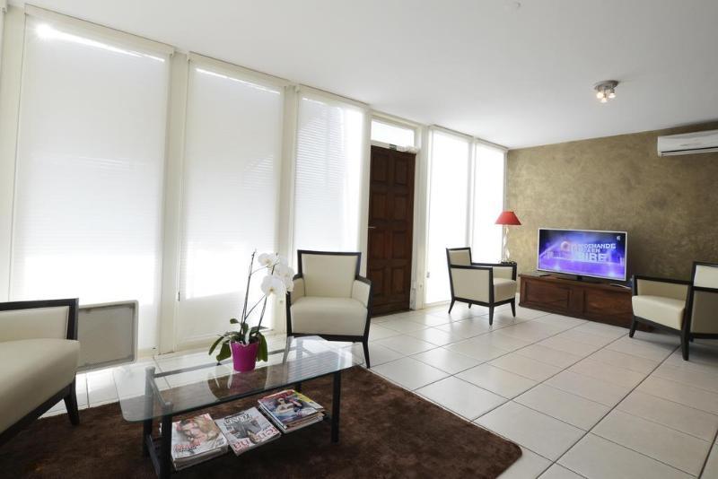 לוצ'יאנה Hotel Les Jardins מראה חיצוני תמונה